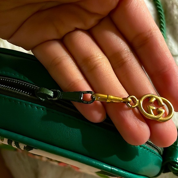Preloved gucci floral crossbody pouch 💚 - Picture 7 of 7